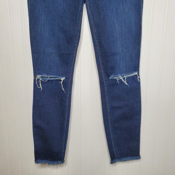 7 For All Mankind Women's Ankle Gwenevere Jeans Size 26 Ripped Knees Mid Rise - Picture 3 of 8